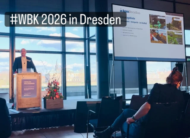Der heutige Abend beim #wasserbaukolloquium in Dresden ist geprägt von guten Gesprächen über #AquaRockBag, #BioAquaRockBag und #florafloat . In einer Speedvorstellung konnte Uwe Heider die Produkte von Internationale Geotextil GmbH (IGG) vorstellen. 

Wir freuen uns auf die Abendveranstaltung und den zweiten Tag.