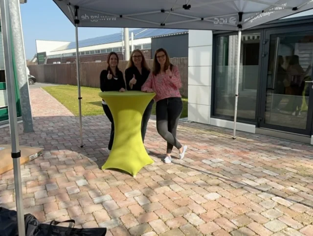 Wir sind sehr stolz auf unseren neuen Pavillon 🤩 Heute ist er bereits im Einsatz beim #Kommunaltag bei der Firma Stavermann in Wallenhorst.