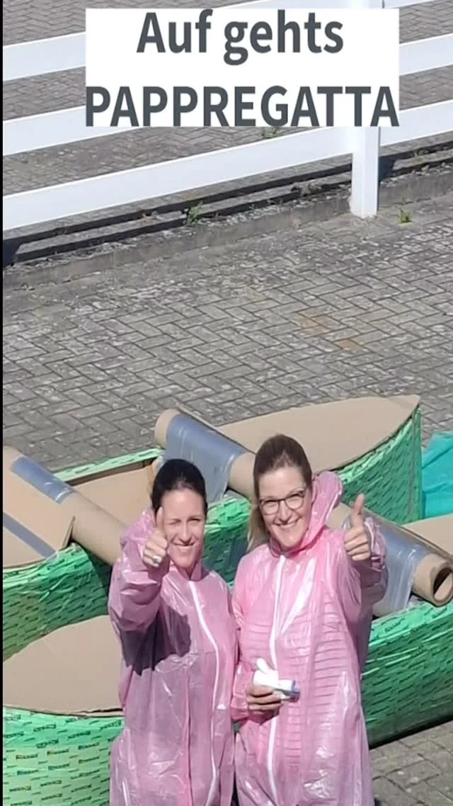 Am Wochenende startet die #pappregatt am #goldenstedtersee. Das Team ROESSpekt. ist dabei! 🪅 

Wir freuen uns auf den Start und die anderen Teams, wie @stelter.zahnradfabrik und @taffnetzwerk - wir wollen eure Boote sehen 😎✌️

#ROESSpekt #teamwork #spassbeiderarbeit